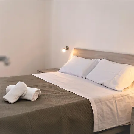 Apartment Deianira Santa Flavia